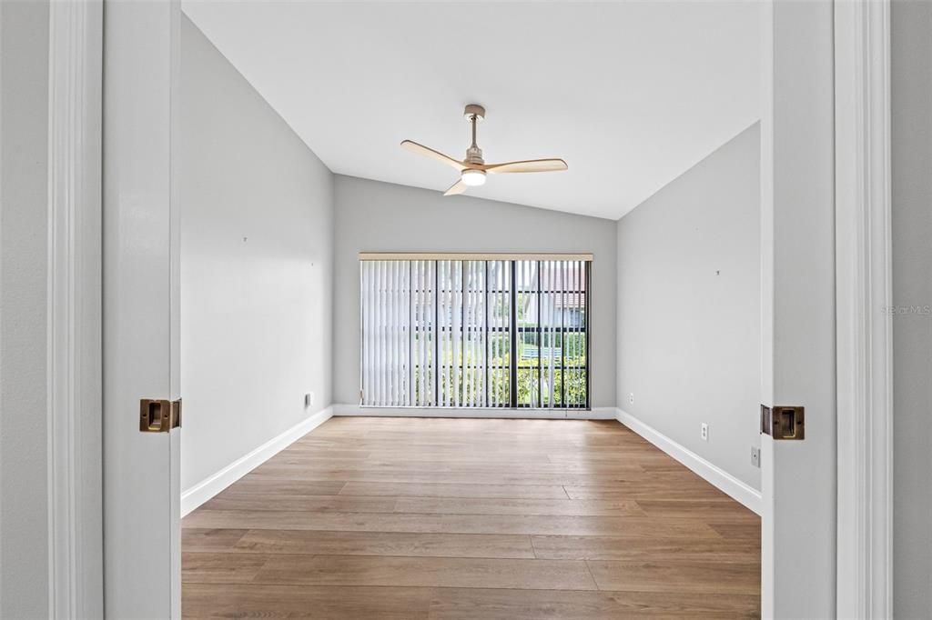 For Sale: $354,900 (2 beds, 2 baths, 1547 Square Feet)