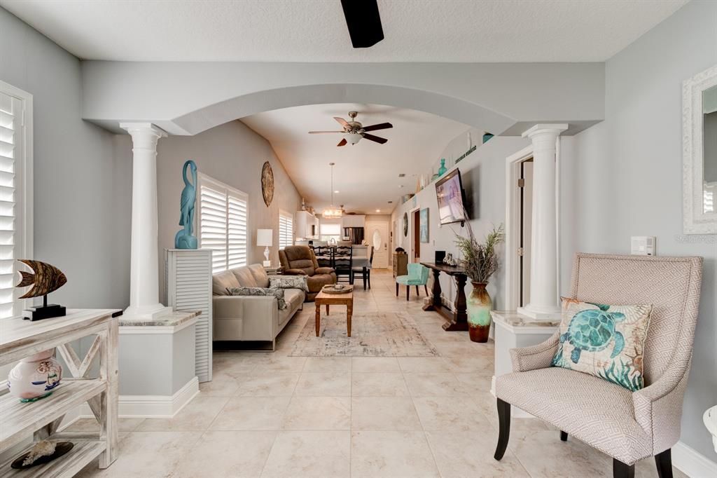 For Sale: $325,000 (3 beds, 2 baths, 1356 Square Feet)