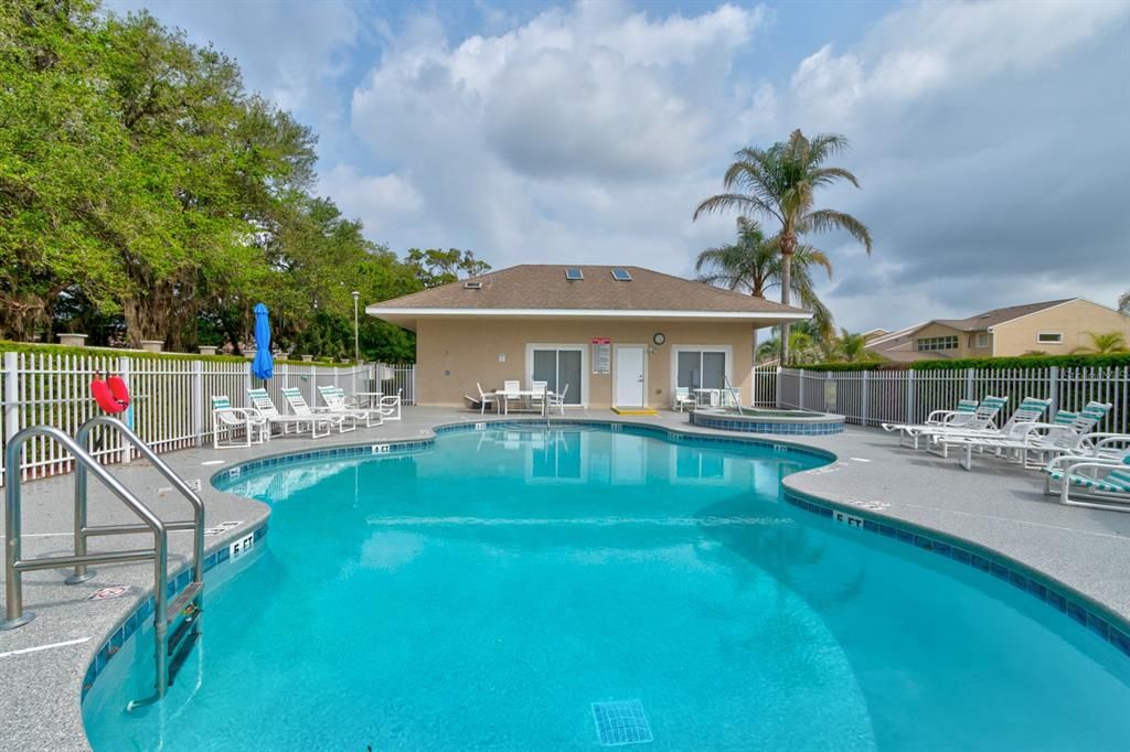 For Sale: $325,000 (3 beds, 2 baths, 1356 Square Feet)