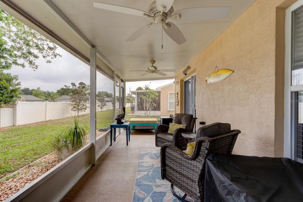 For Sale: $325,000 (3 beds, 2 baths, 1356 Square Feet)