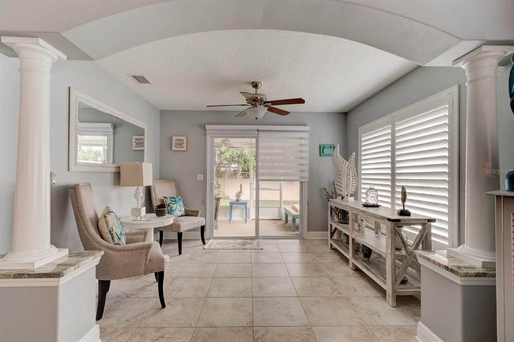 For Sale: $325,000 (3 beds, 2 baths, 1356 Square Feet)