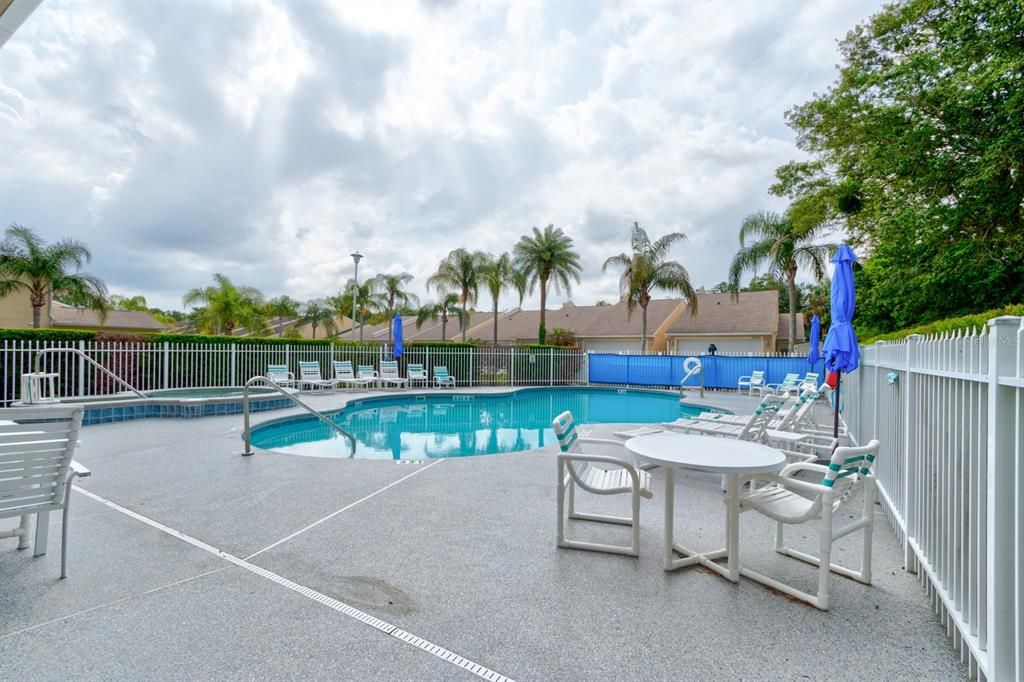 For Sale: $325,000 (3 beds, 2 baths, 1356 Square Feet)