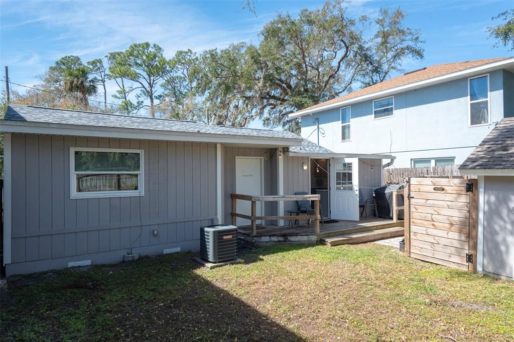 En Venta: $323,000 (4 camas, 2 baños, 1109 Pies cuadrados)
