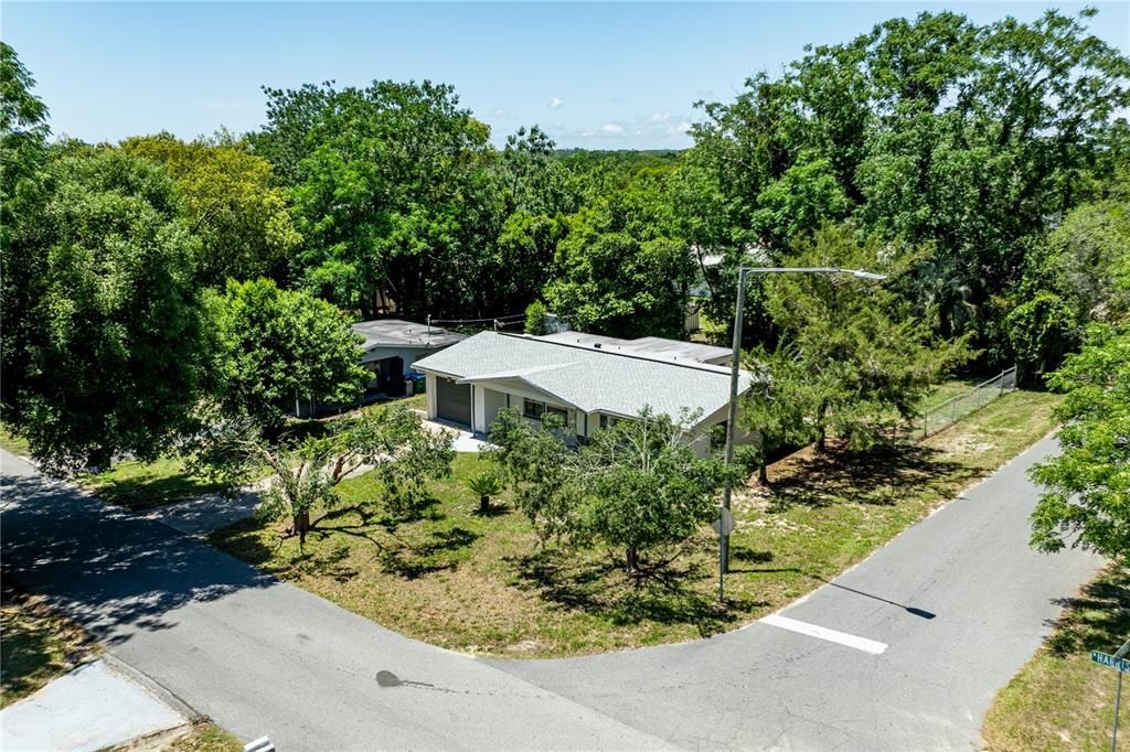 For Sale: $199,900 (3 beds, 2 baths, 1212 Square Feet)