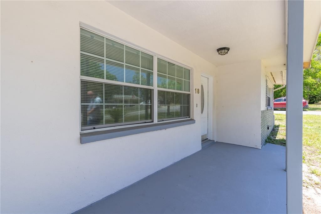 For Sale: $199,900 (3 beds, 2 baths, 1212 Square Feet)