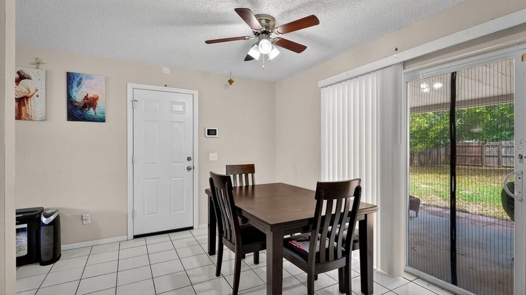 For Sale: $249,900 (3 beds, 1 baths, 1000 Square Feet)