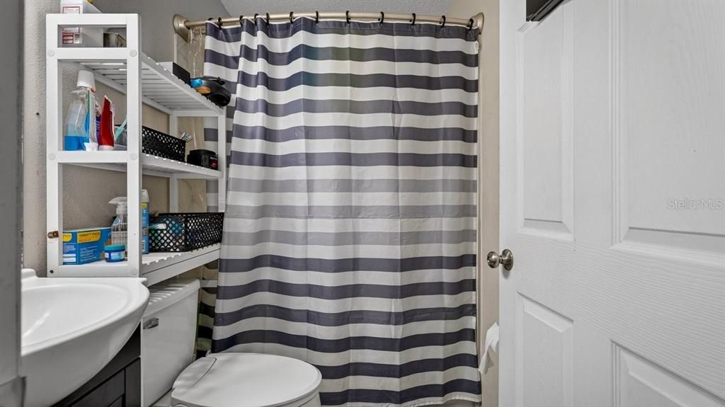For Sale: $249,900 (3 beds, 1 baths, 1000 Square Feet)