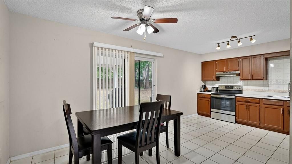 For Sale: $249,900 (3 beds, 1 baths, 1000 Square Feet)