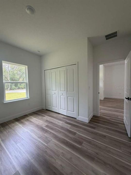 For Rent: $2,000 (4 beds, 2 baths, 1833 Square Feet)