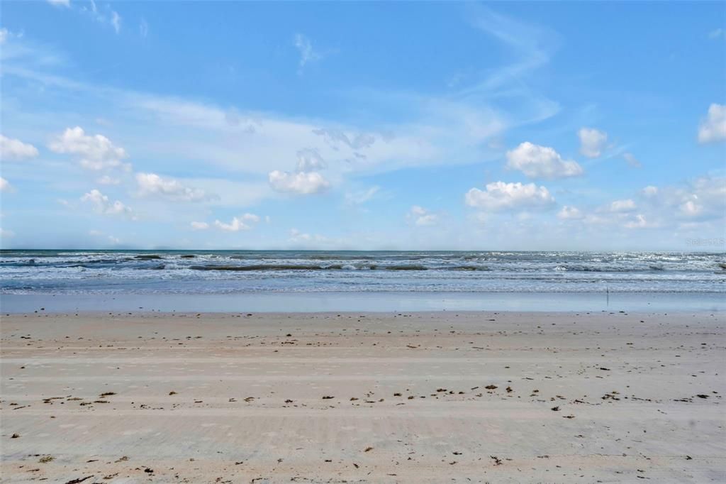 For Rent: $3,150 (2 beds, 2 baths, 1274 Square Feet)