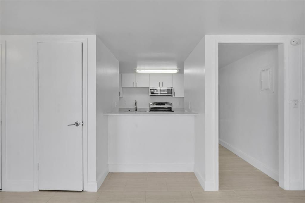 For Rent: $3,150 (2 beds, 2 baths, 1274 Square Feet)