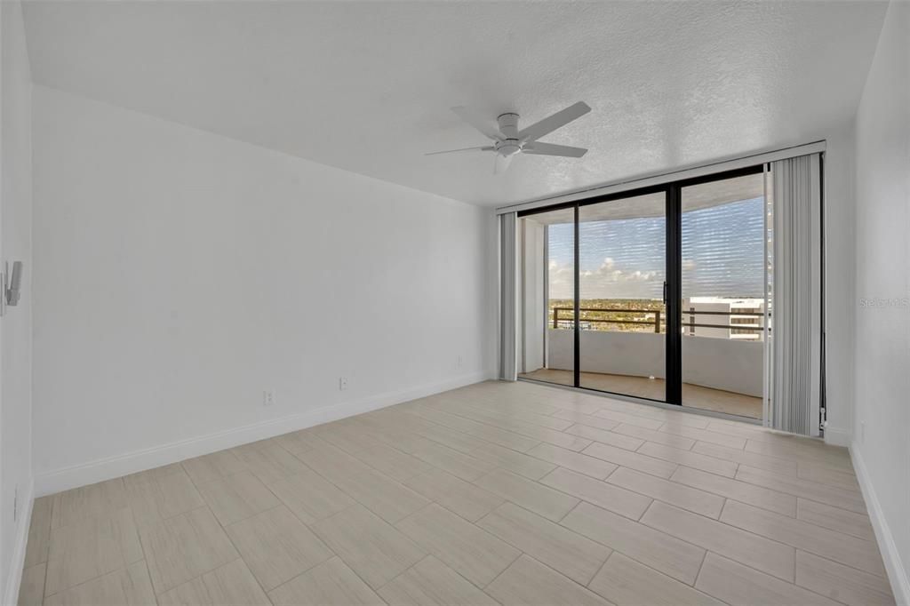 For Rent: $3,150 (2 beds, 2 baths, 1274 Square Feet)