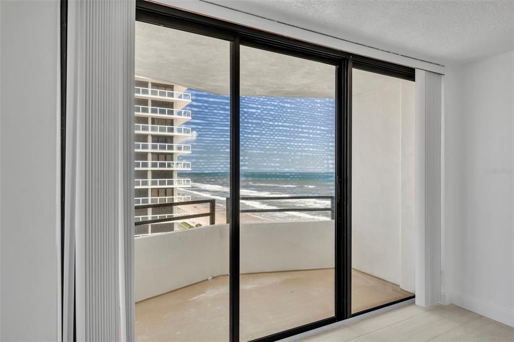 For Rent: $3,150 (2 beds, 2 baths, 1274 Square Feet)