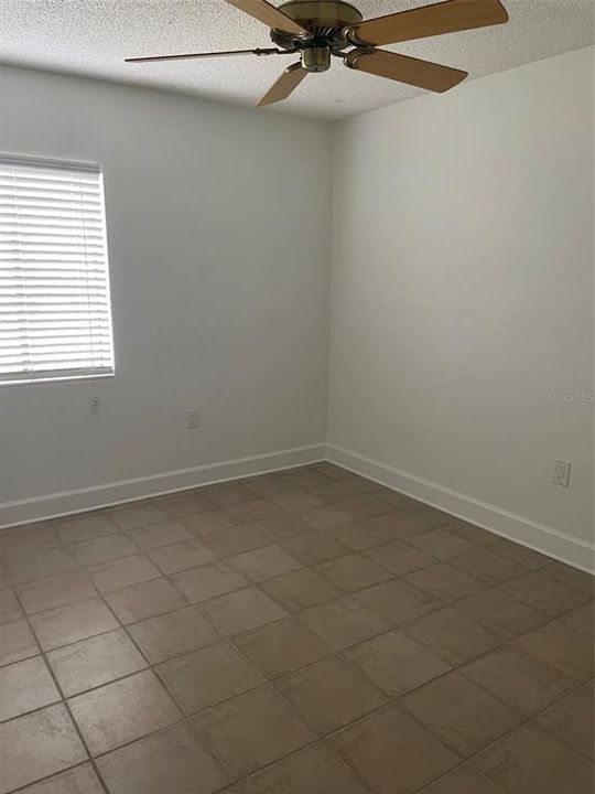 For Sale: $154,500 (2 beds, 2 baths, 1100 Square Feet)