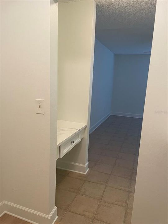 For Sale: $154,500 (2 beds, 2 baths, 1100 Square Feet)