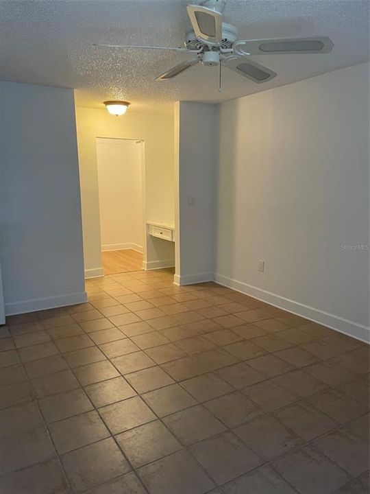 For Sale: $154,500 (2 beds, 2 baths, 1100 Square Feet)