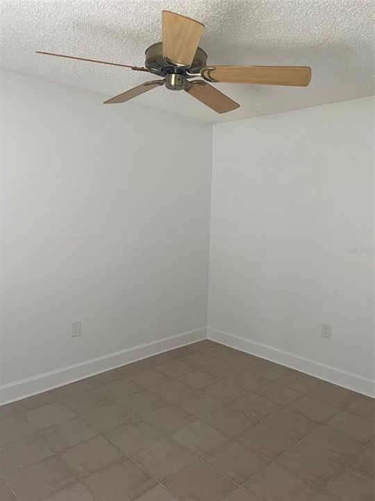 For Sale: $154,500 (2 beds, 2 baths, 1100 Square Feet)