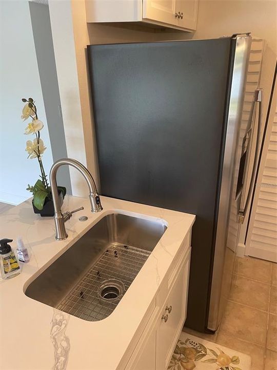 For Sale: $154,500 (2 beds, 2 baths, 1100 Square Feet)