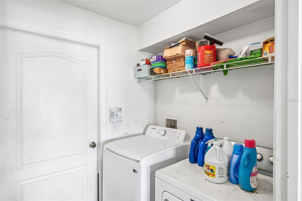 En Venta: $225,000 (3 camas, 2 baños, 1458 Pies cuadrados)