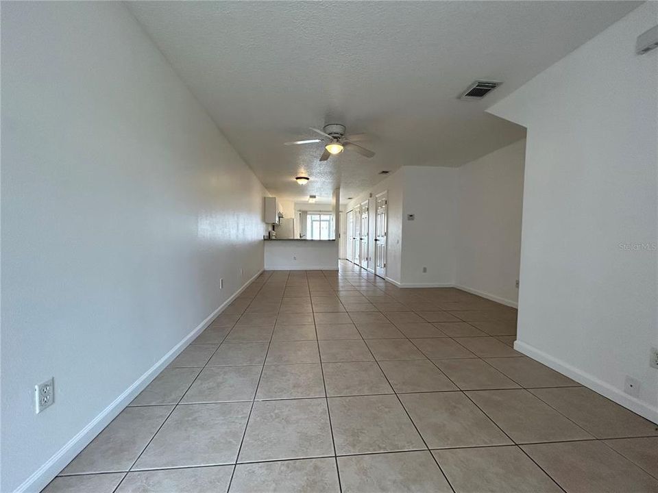 For Sale: $283,000 (3 beds, 2 baths, 1380 Square Feet)