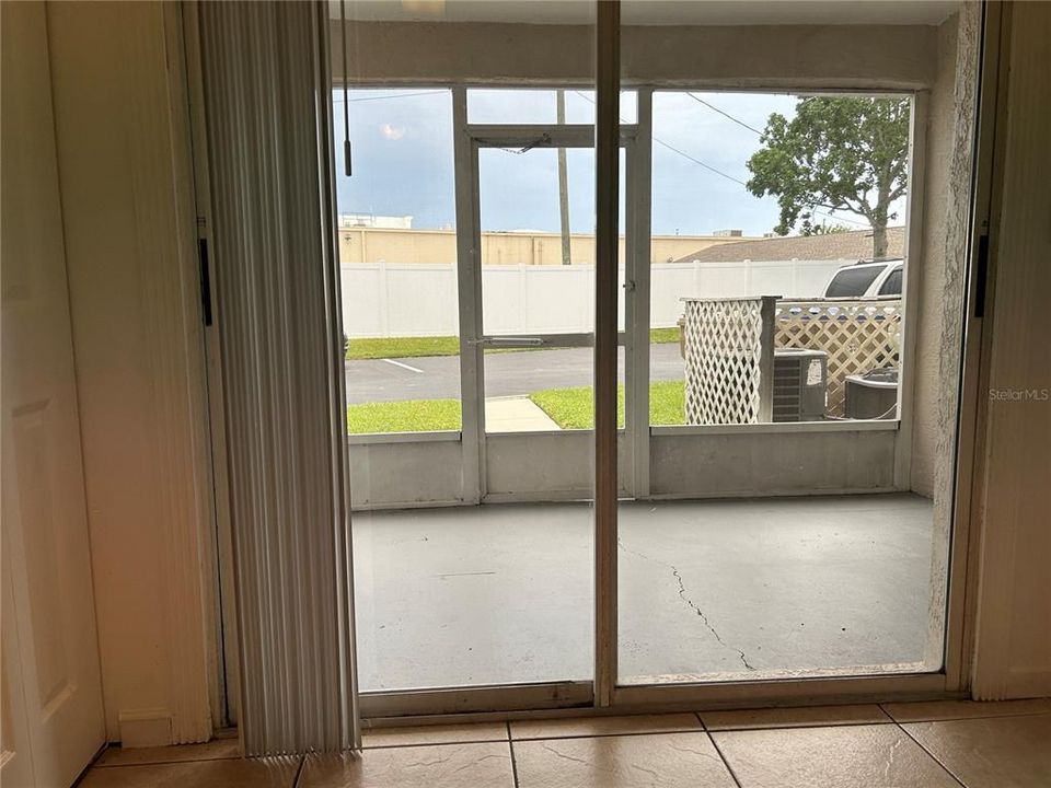 For Sale: $283,000 (3 beds, 2 baths, 1380 Square Feet)