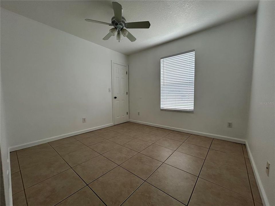 For Sale: $283,000 (3 beds, 2 baths, 1380 Square Feet)