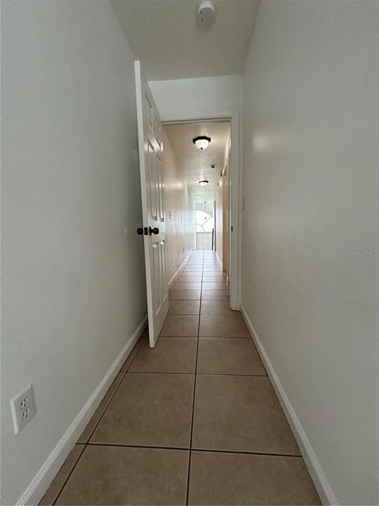 For Sale: $283,000 (3 beds, 2 baths, 1380 Square Feet)