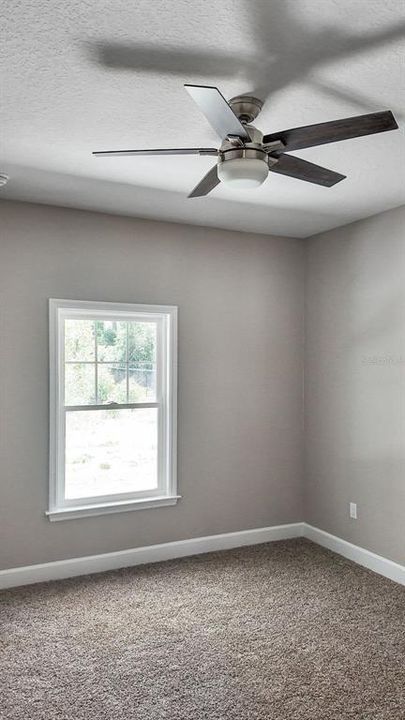 На продажу: $379,900 (3 спален, 2 ванн, 1802 Квадратных фут)