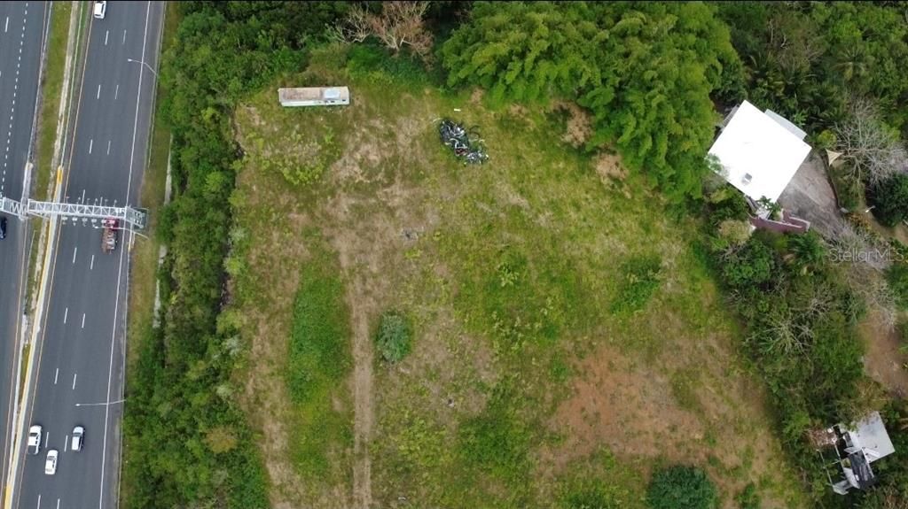 待售: $1,200,000 (6.38 acres)