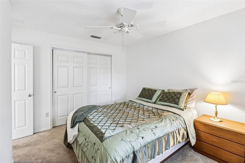 For Sale: $265,000 (2 beds, 2 baths, 1188 Square Feet)