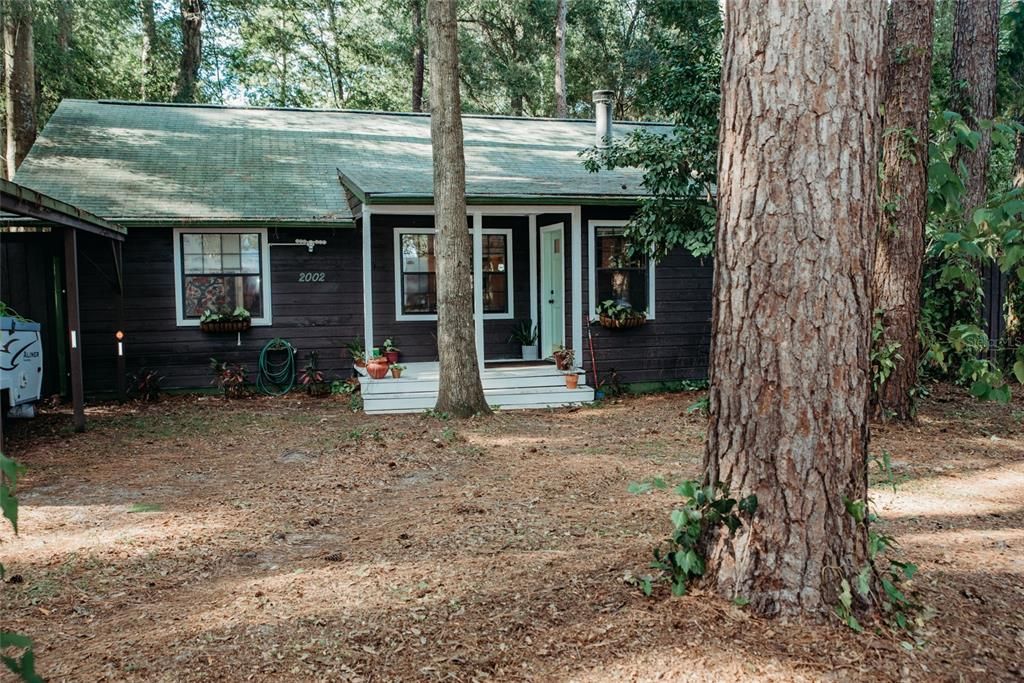 Active With Contract: $325,000 (3 beds, 2 baths, 1488 Square Feet)