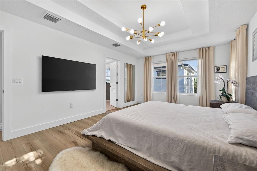 For Sale: $1,199,000 (5 beds, 4 baths, 2857 Square Feet)