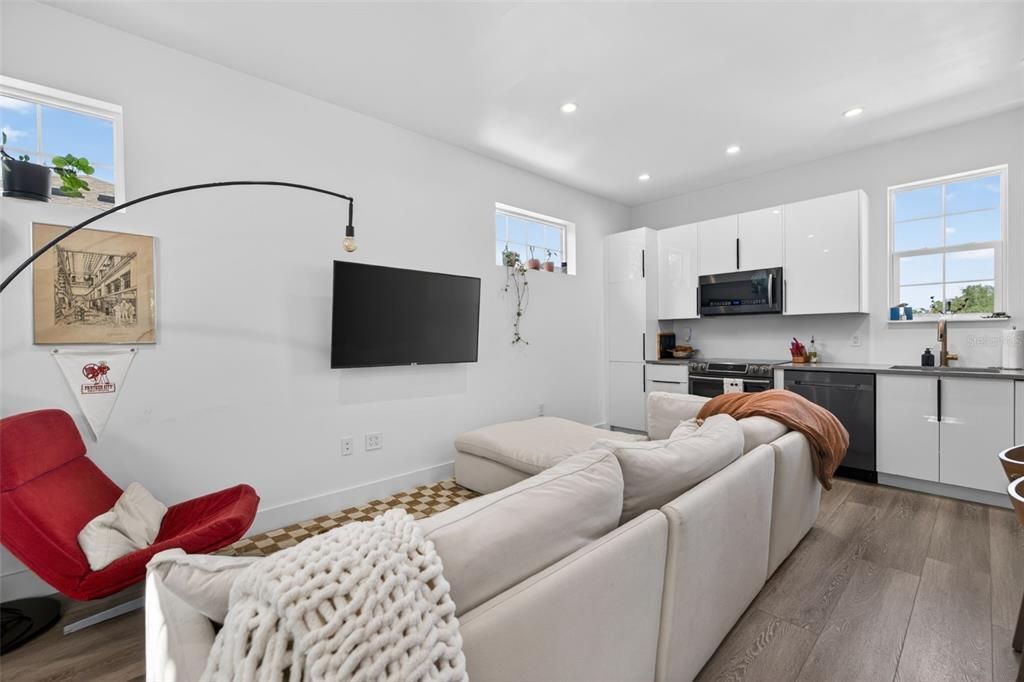 For Sale: $1,199,000 (5 beds, 4 baths, 2857 Square Feet)