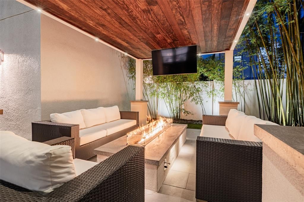For Sale: $1,199,000 (5 beds, 4 baths, 2857 Square Feet)