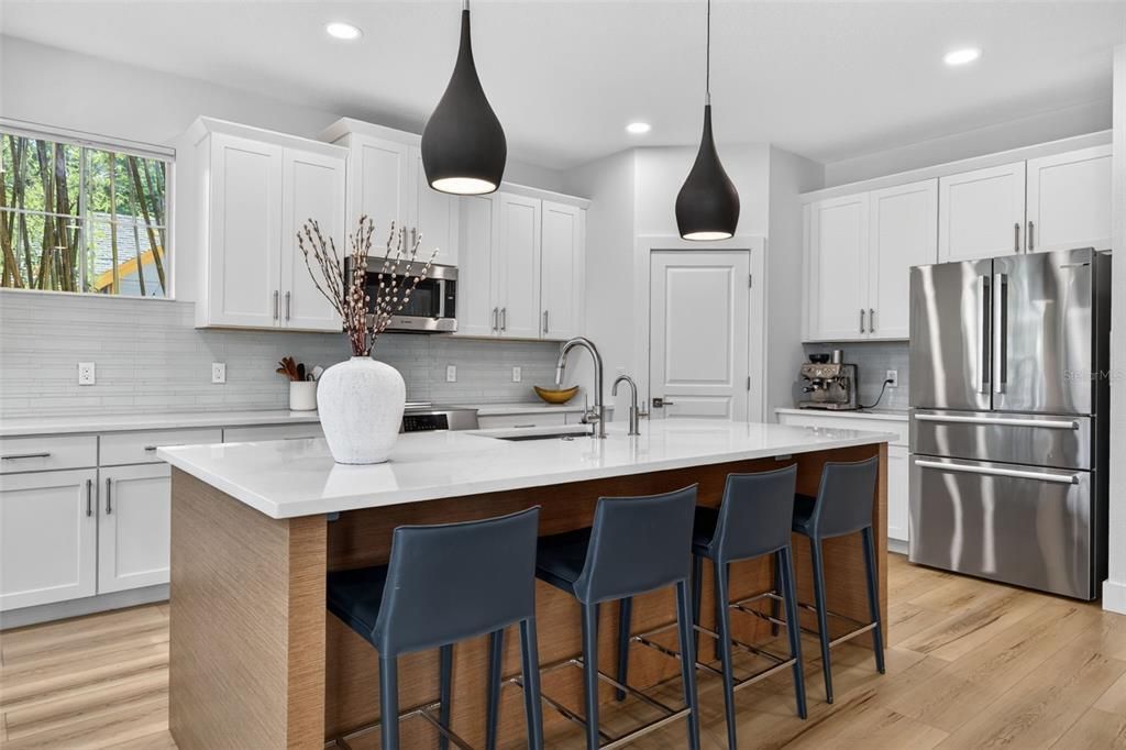 For Sale: $1,199,000 (5 beds, 4 baths, 2857 Square Feet)