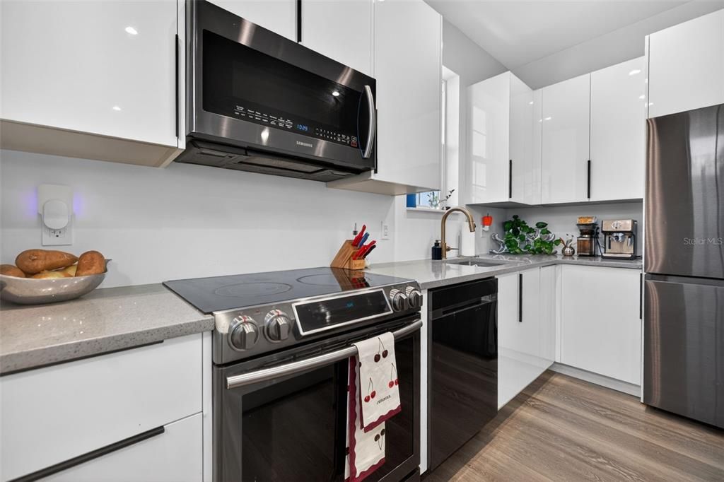 For Sale: $1,199,000 (5 beds, 4 baths, 2857 Square Feet)