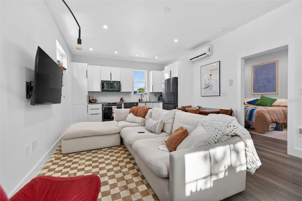 For Sale: $1,199,000 (5 beds, 4 baths, 2857 Square Feet)
