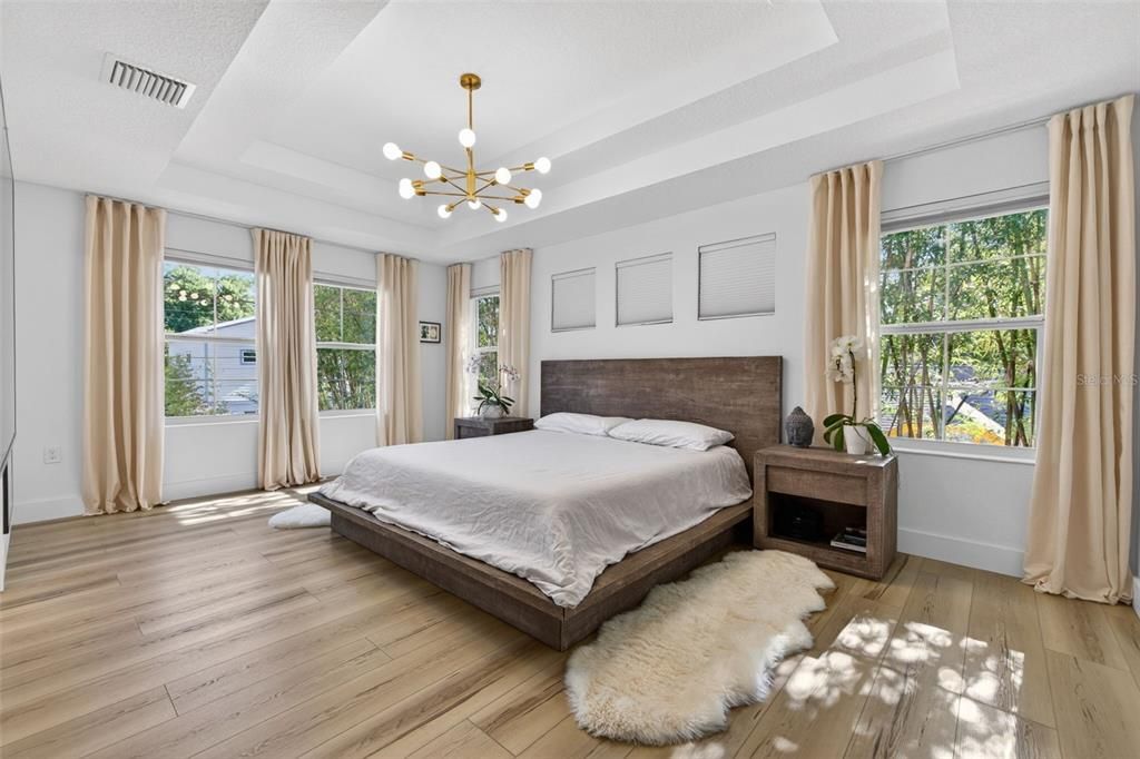 For Sale: $1,199,000 (5 beds, 4 baths, 2857 Square Feet)