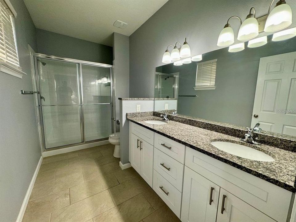 В аренду: $2,400 (3 спален, 2 ванн, 1593 Квадратных фут)