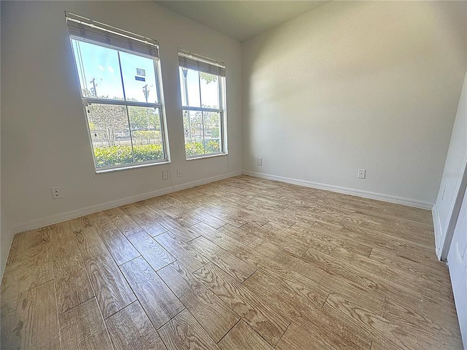 На продажу: $360,000 (4 спален, 3 ванн, 1606 Квадратных фут)