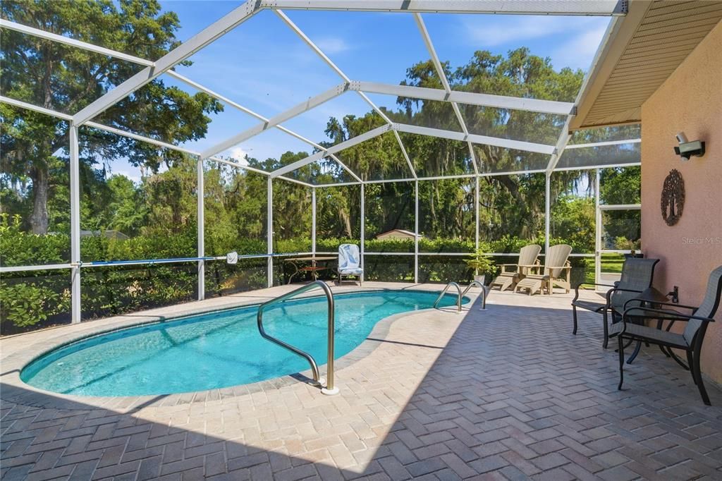 Active With Contract: $439,000 (4 beds, 3 baths, 2076 Square Feet)
