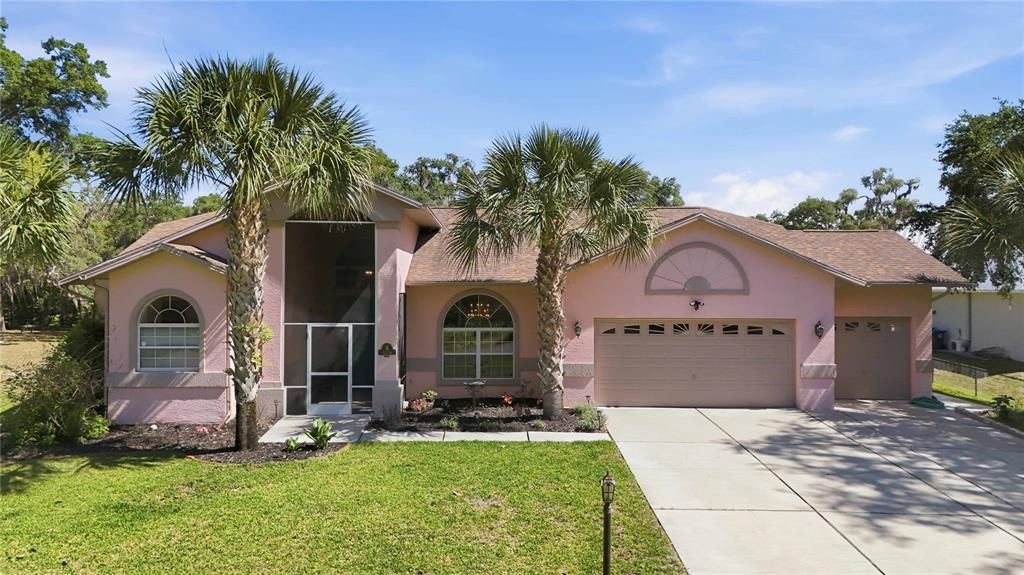Active With Contract: $439,000 (4 beds, 3 baths, 2076 Square Feet)