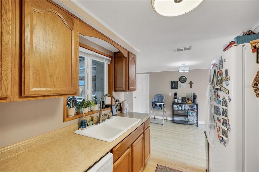 For Rent: $3,300 (3 beds, 3 baths, 1920 Square Feet)