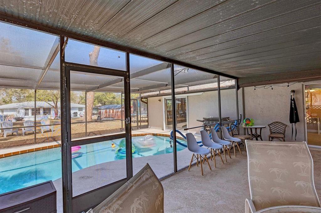 For Rent: $3,300 (3 beds, 3 baths, 1920 Square Feet)