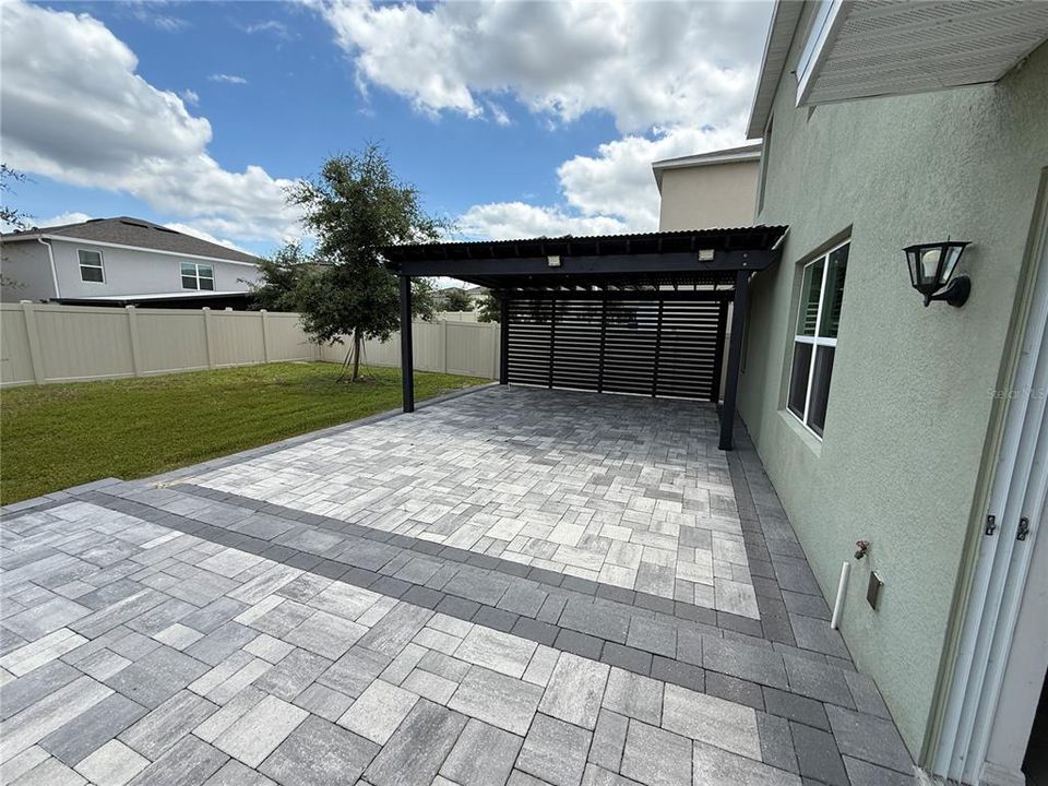 For Sale: $439,900 (5 beds, 3 baths, 2398 Square Feet)