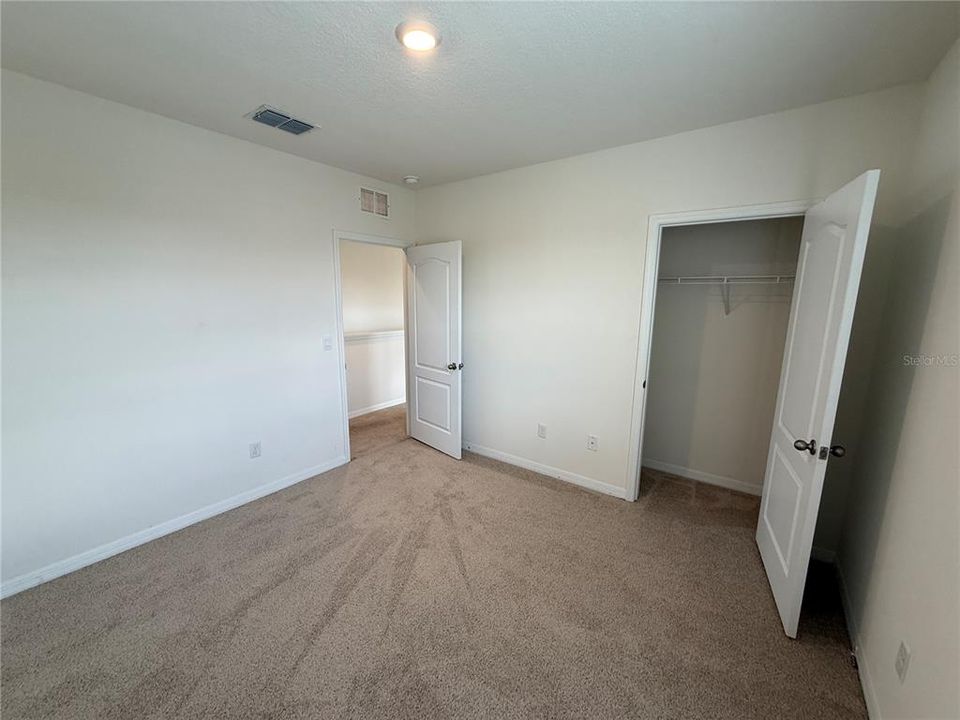 For Sale: $439,900 (5 beds, 3 baths, 2398 Square Feet)