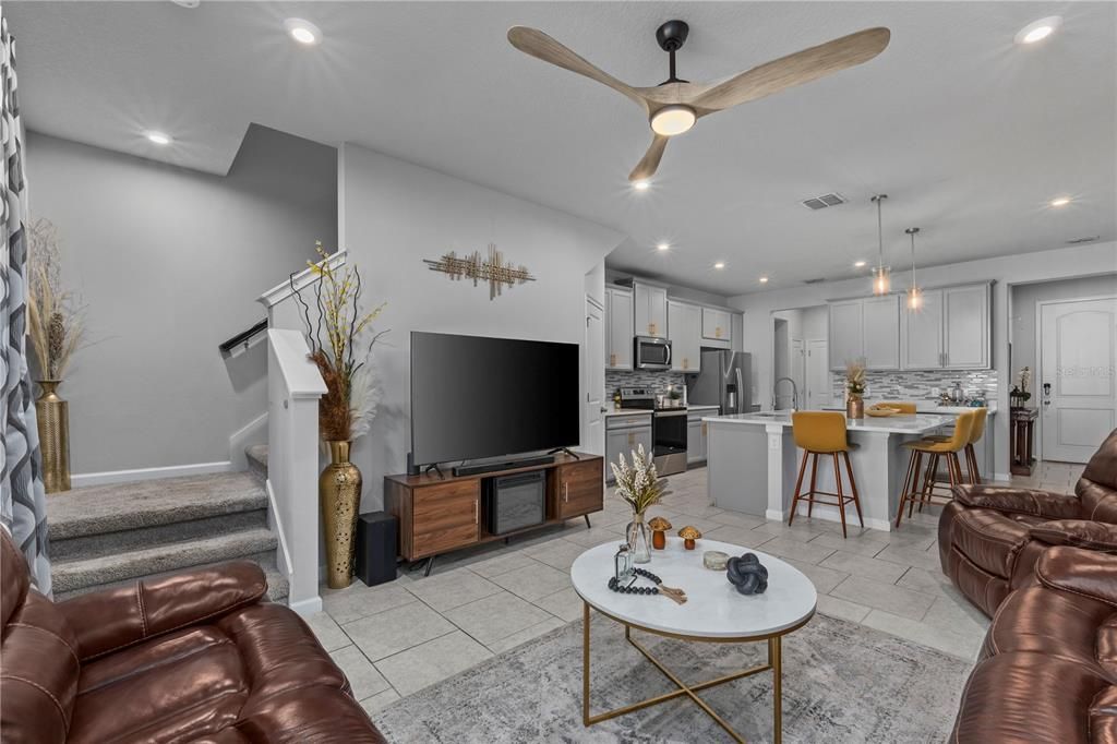 En Venta: $365,000 (3 camas, 2 baños, 1680 Pies cuadrados)