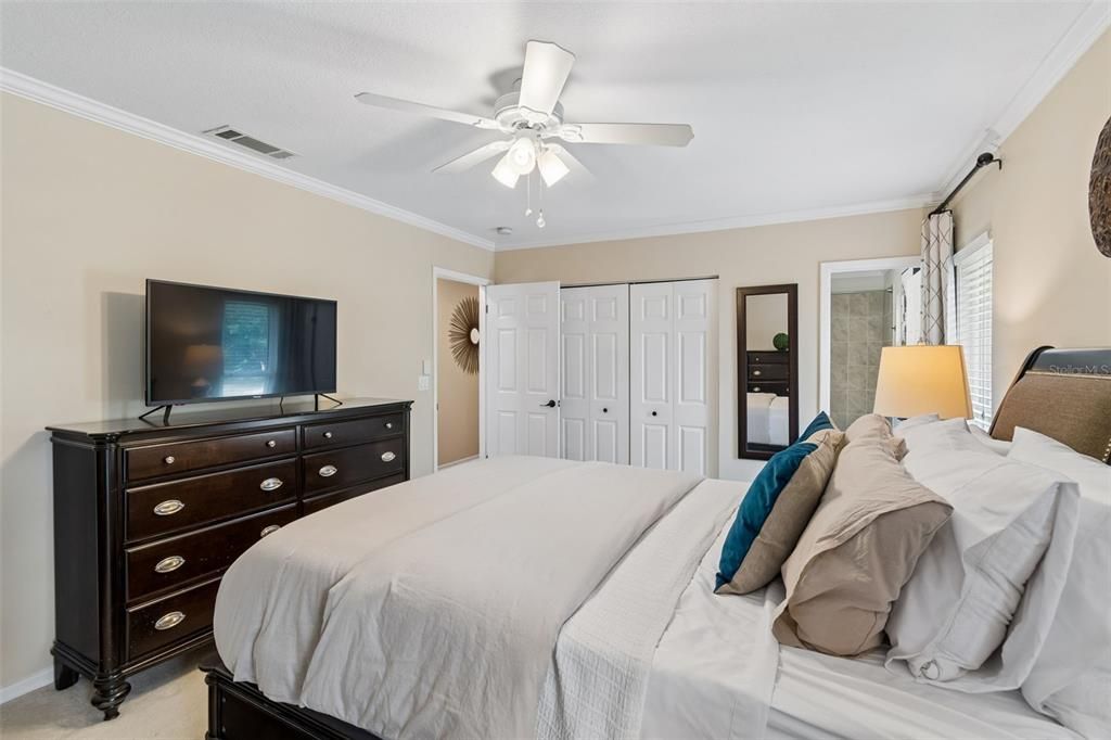 For Sale: $469,000 (3 beds, 2 baths, 1700 Square Feet)