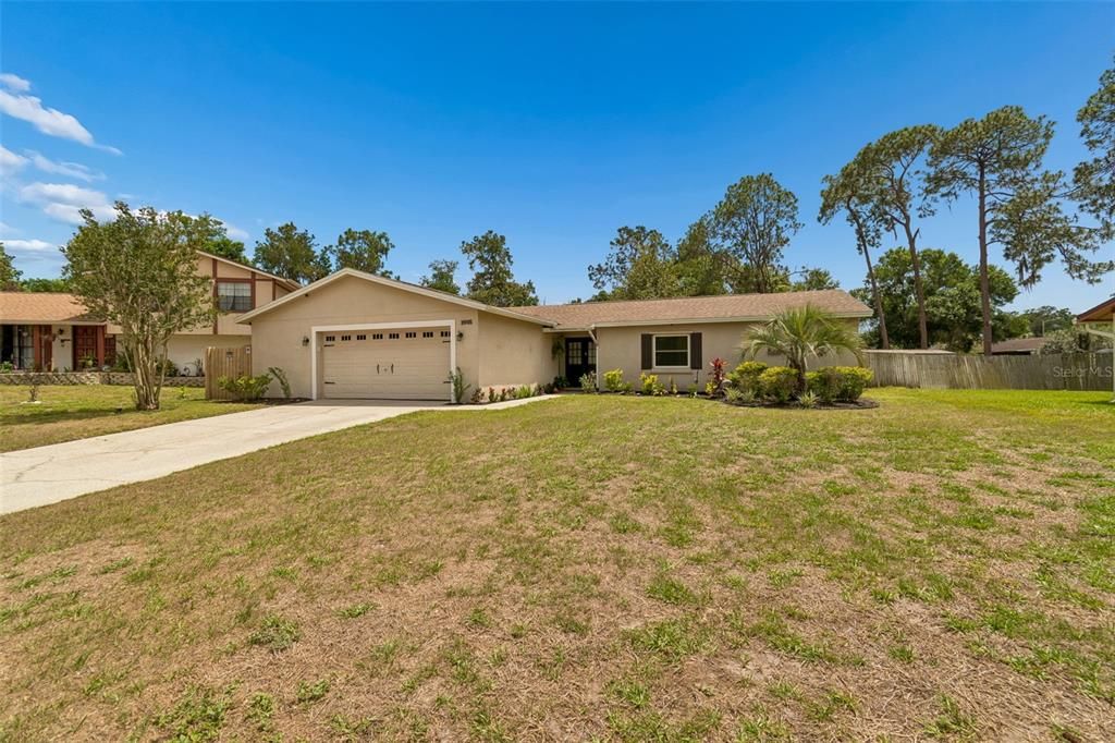 For Sale: $469,000 (3 beds, 2 baths, 1700 Square Feet)