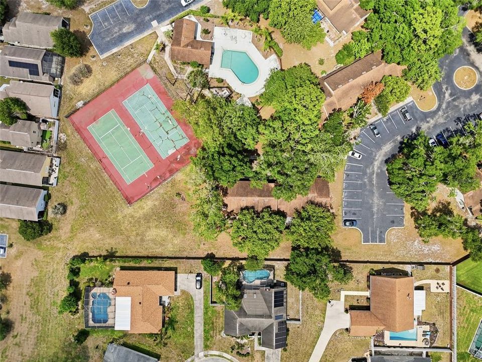 Activo con contrato: $229,900 (2 camas, 2 baños, 1260 Pies cuadrados)
